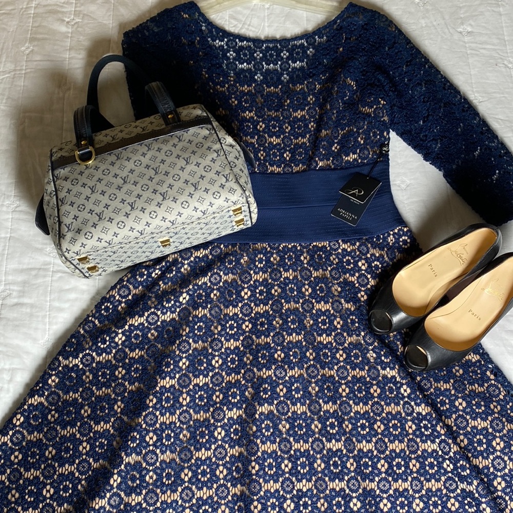 Adrianna Papell, Navy, size 6 cocktail, evening dress.